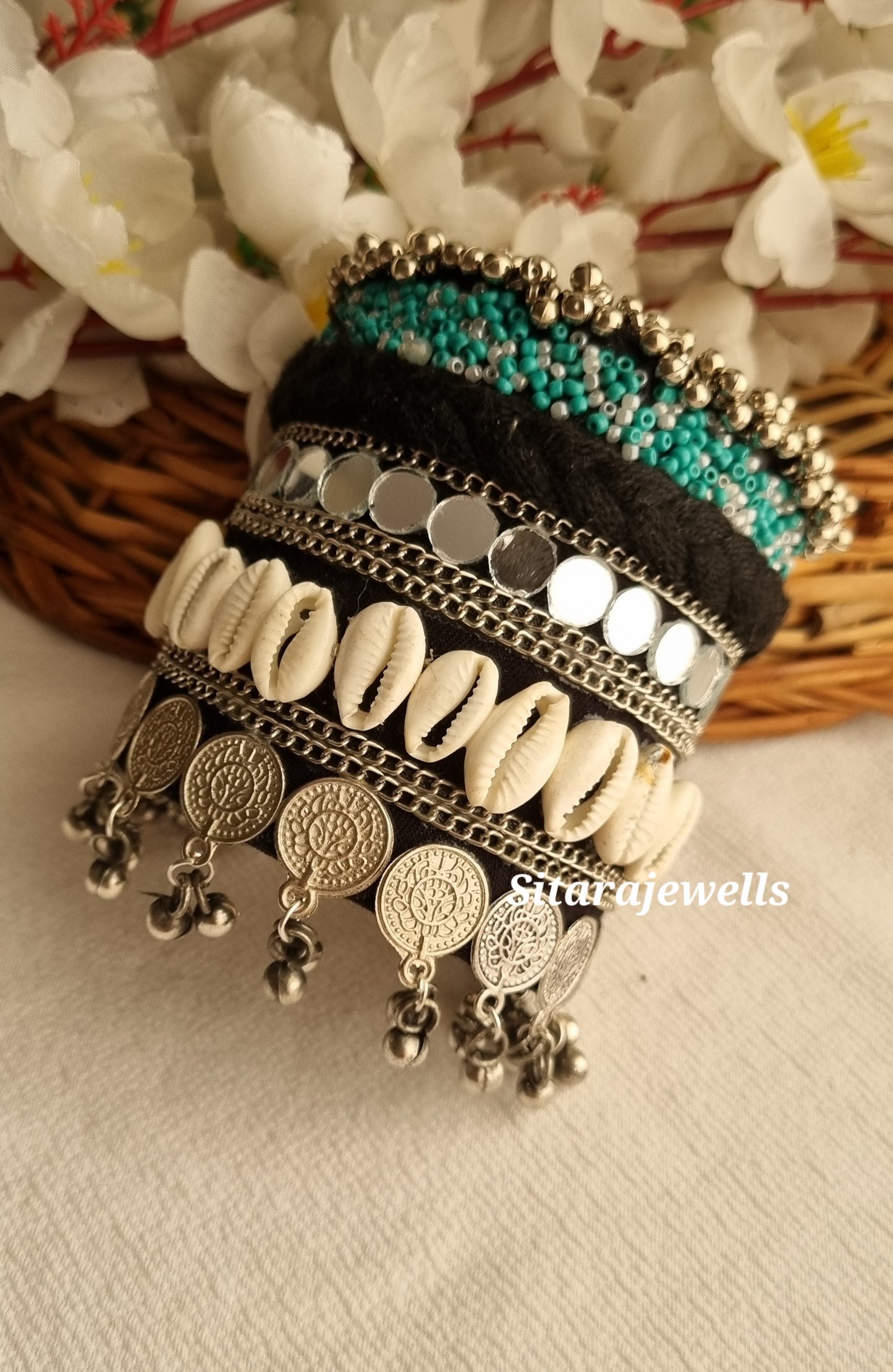 Banjara Handcuff