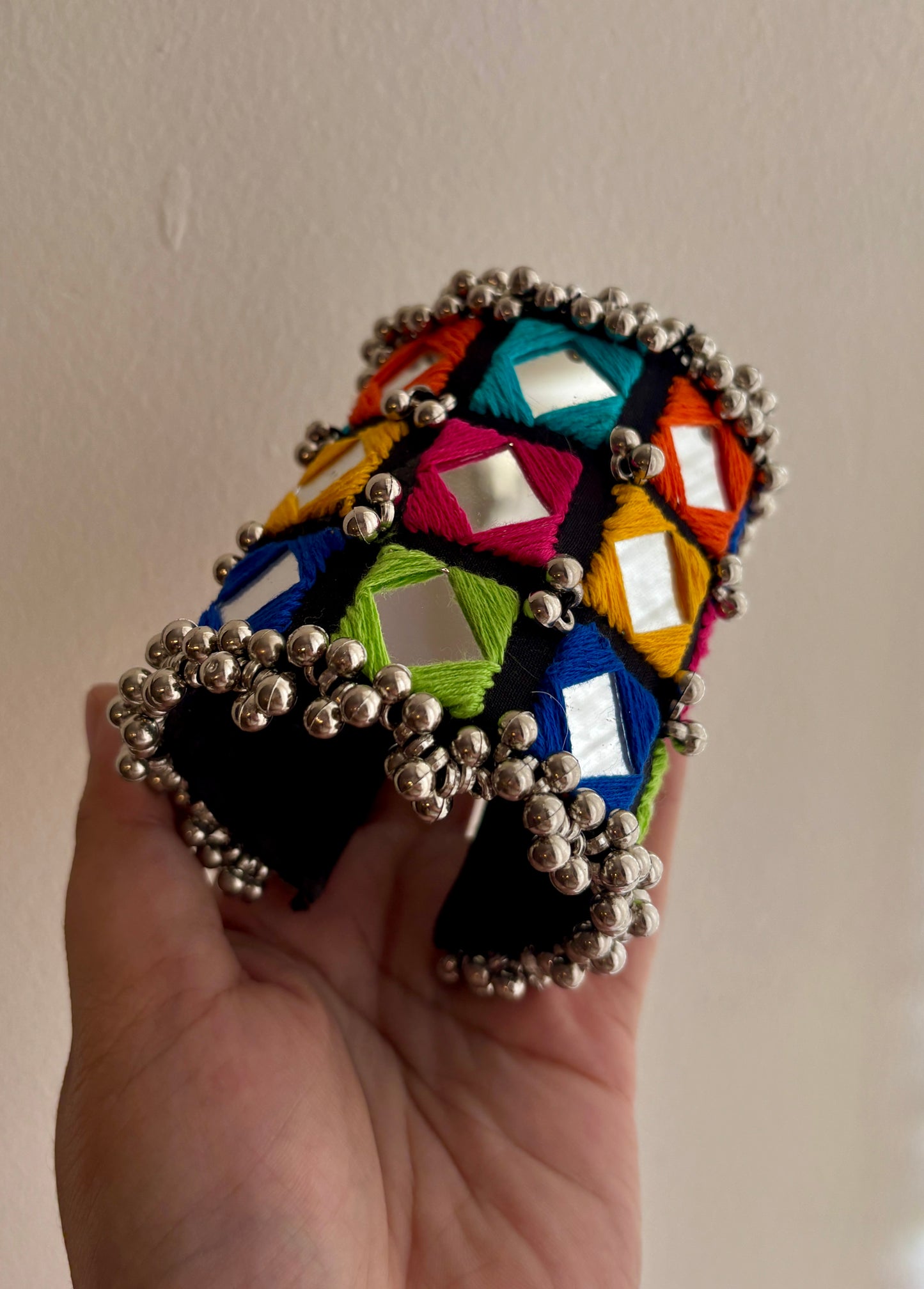 Kutchkala Handcuff