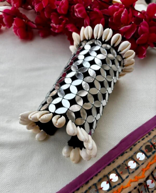 Darpan Handcuff