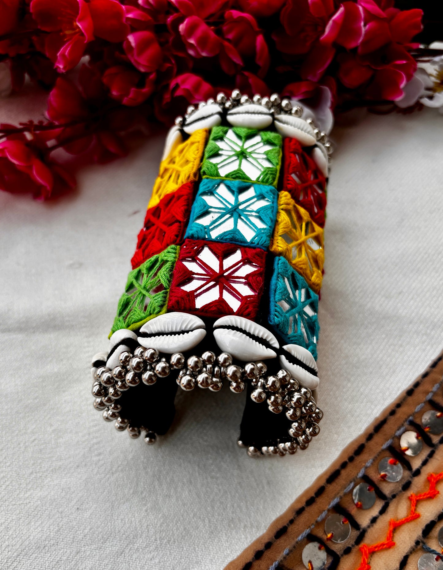 Sheesh Jali Rabari Handcuff