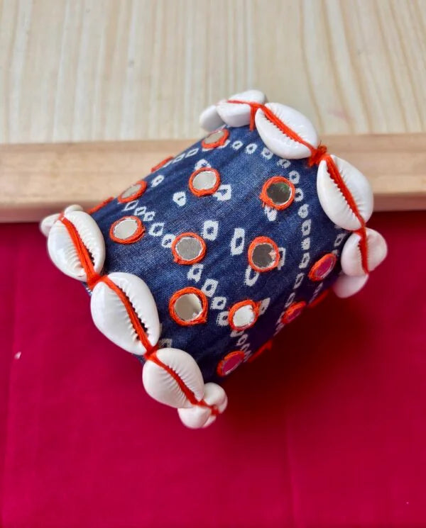 Printed Shell Handcuff
