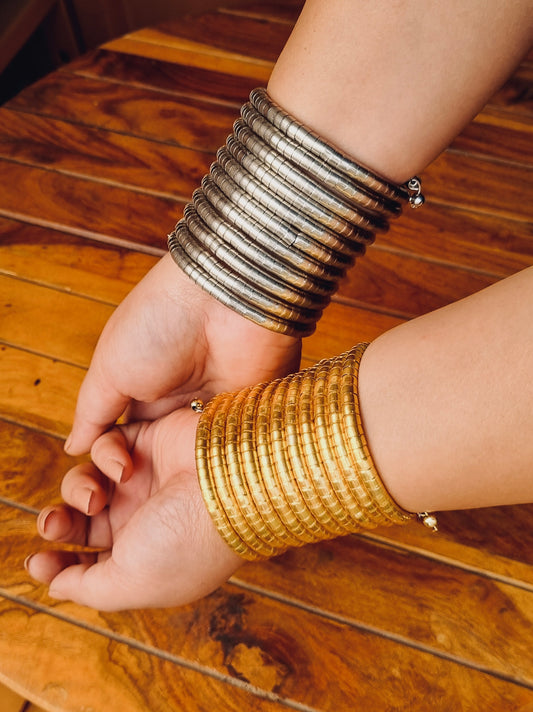 Swirl Handcuff