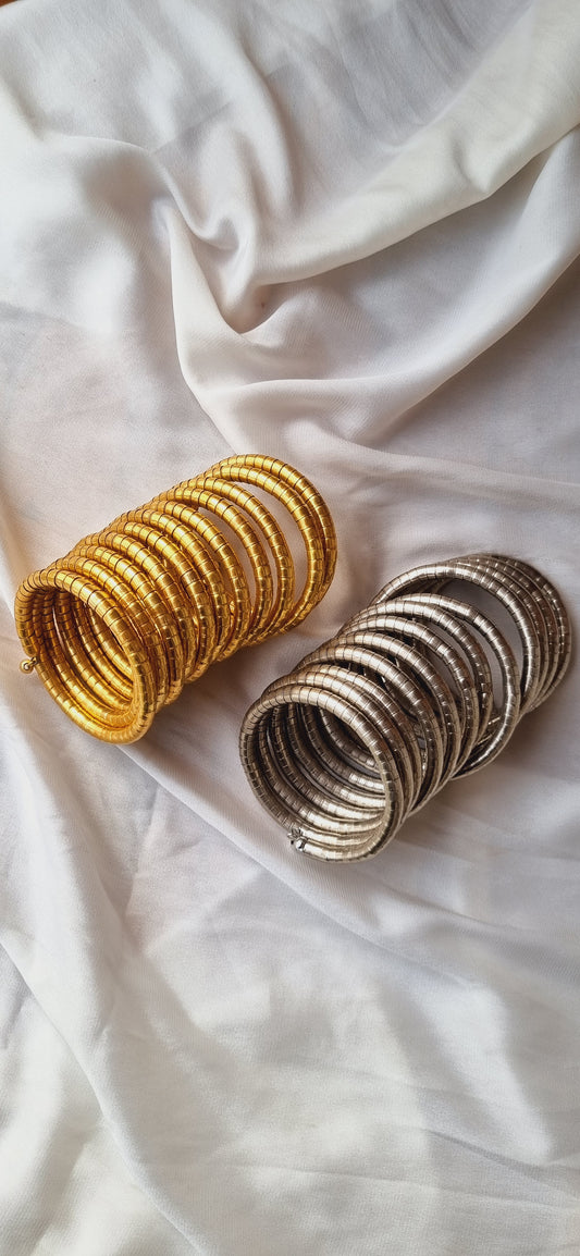 Swirl Handcuff
