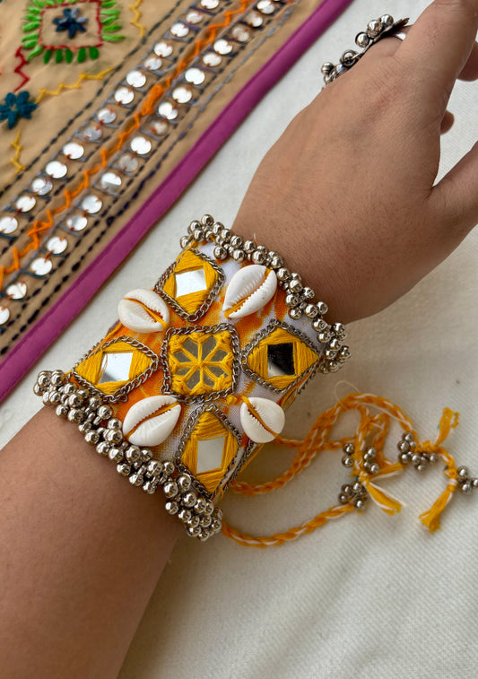 Tie & dye Rabari Handcuff