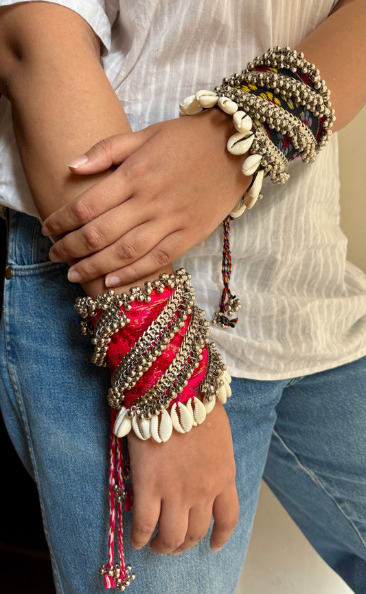 Ghunghroo Lehariya Handcuff