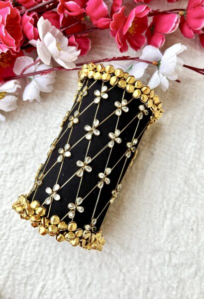 Black kundan Handcuff
