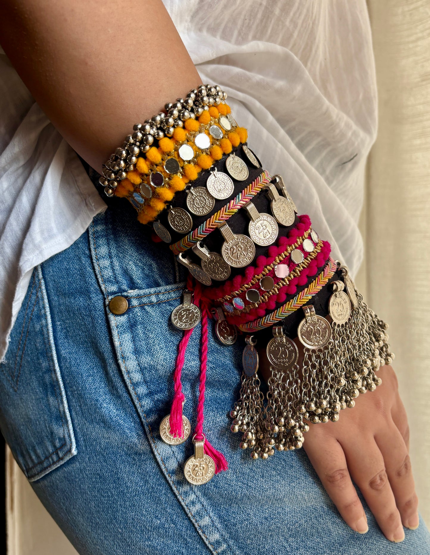 Phuljhari Handcuff