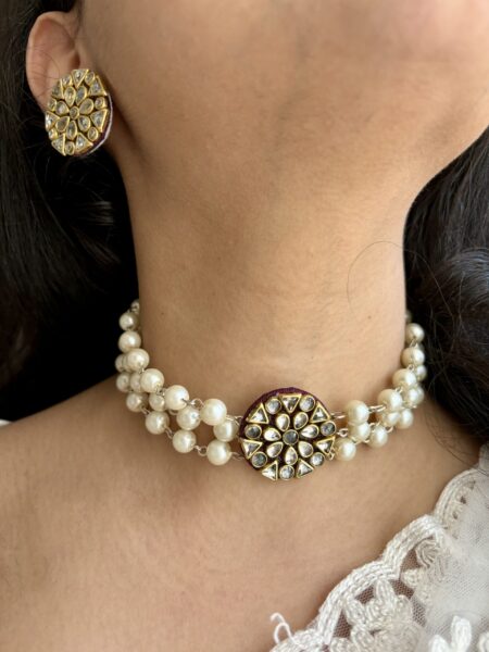 Devi Pearl Choker Set