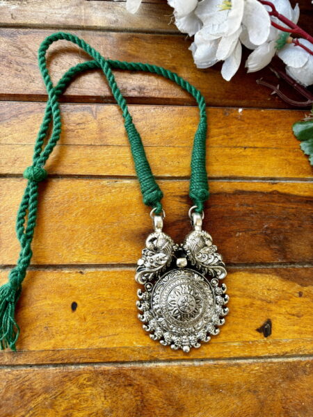 Green Mor Necklace