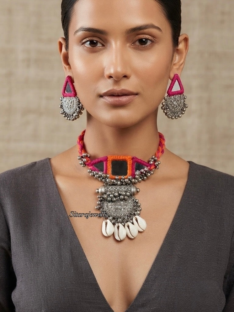 Gulabi Sheesh choker