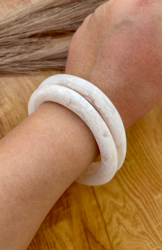 White Resin Bangles Set