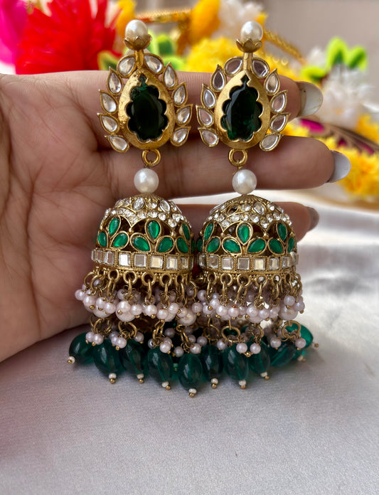 Kamli Jhumka
