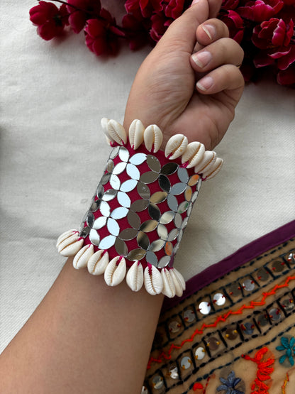 Darpan Handcuff