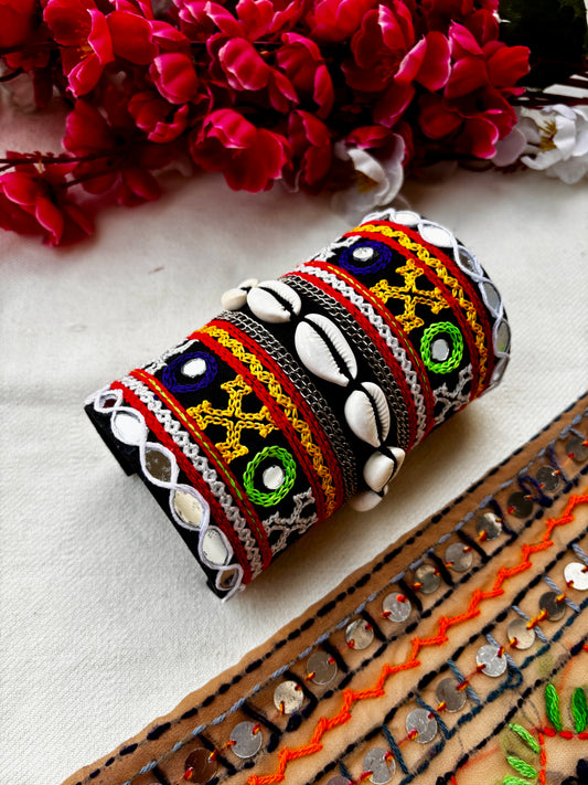 Amba Rabari Handcuff