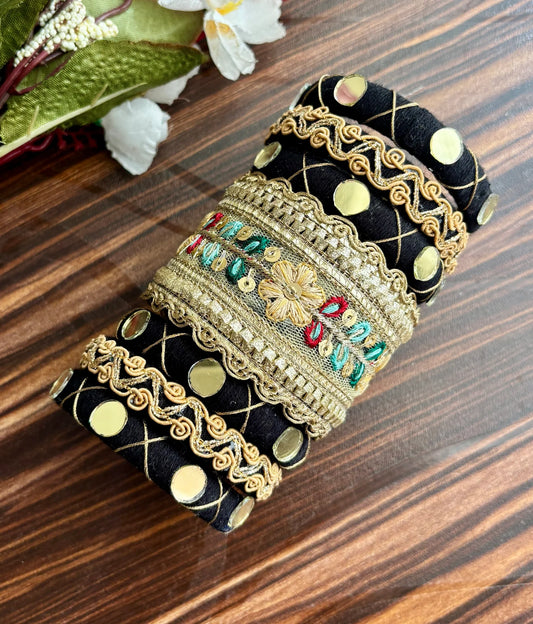Akarshit Bangles Set