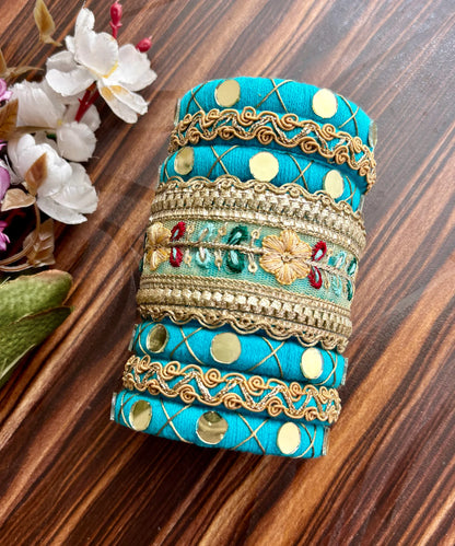 Akarshit Bangles Set
