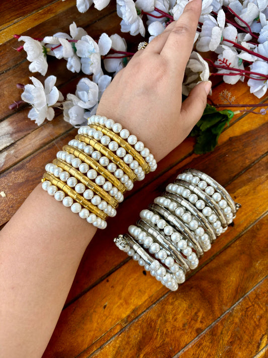Pearl Swirl Handcuff