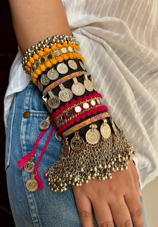 Phuljhari Handcuff