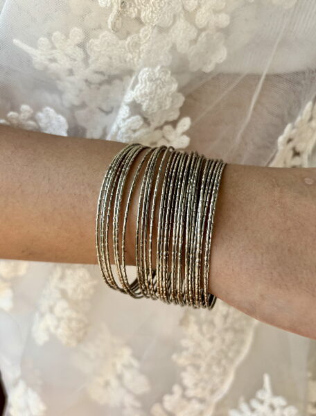 Lehariya Handcuff