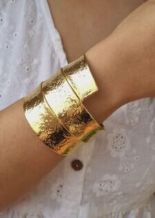 Ora Handcuff
