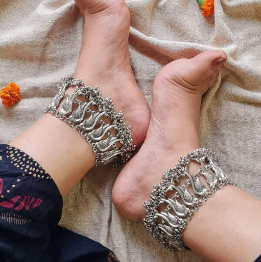 Pankhi Pajeb