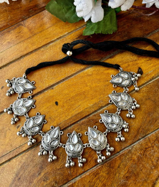 Patti Choker