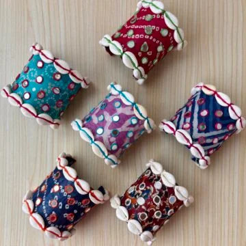 Printed Shell Handcuff