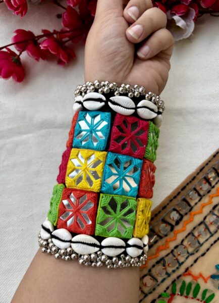 Sheesh Jali Rabari Handcuff